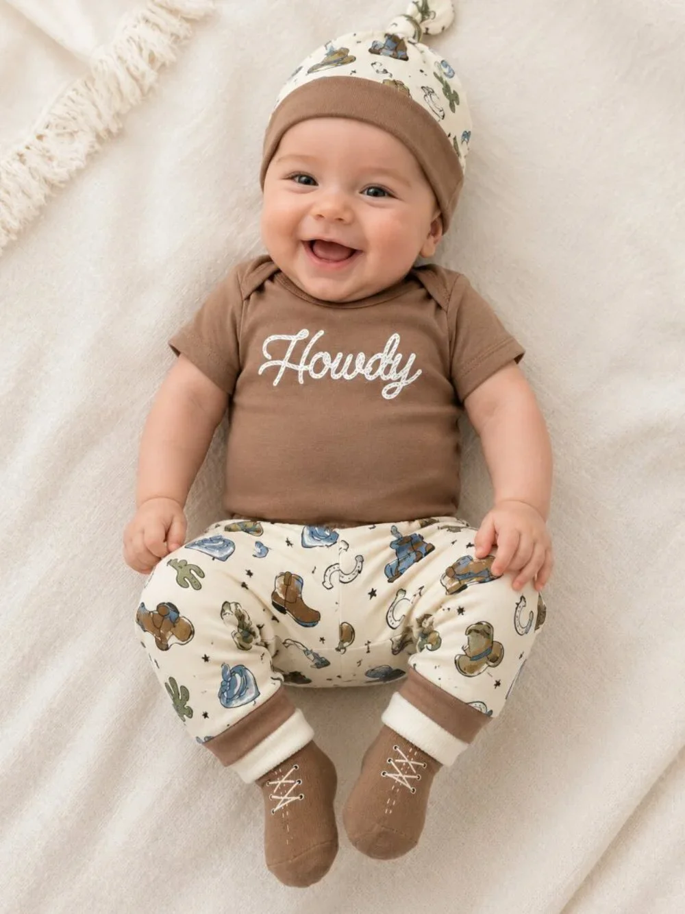 NWT Baby Essentials 4 Piece Baby Boy Outfit Set Size 6 Months Howdy Western